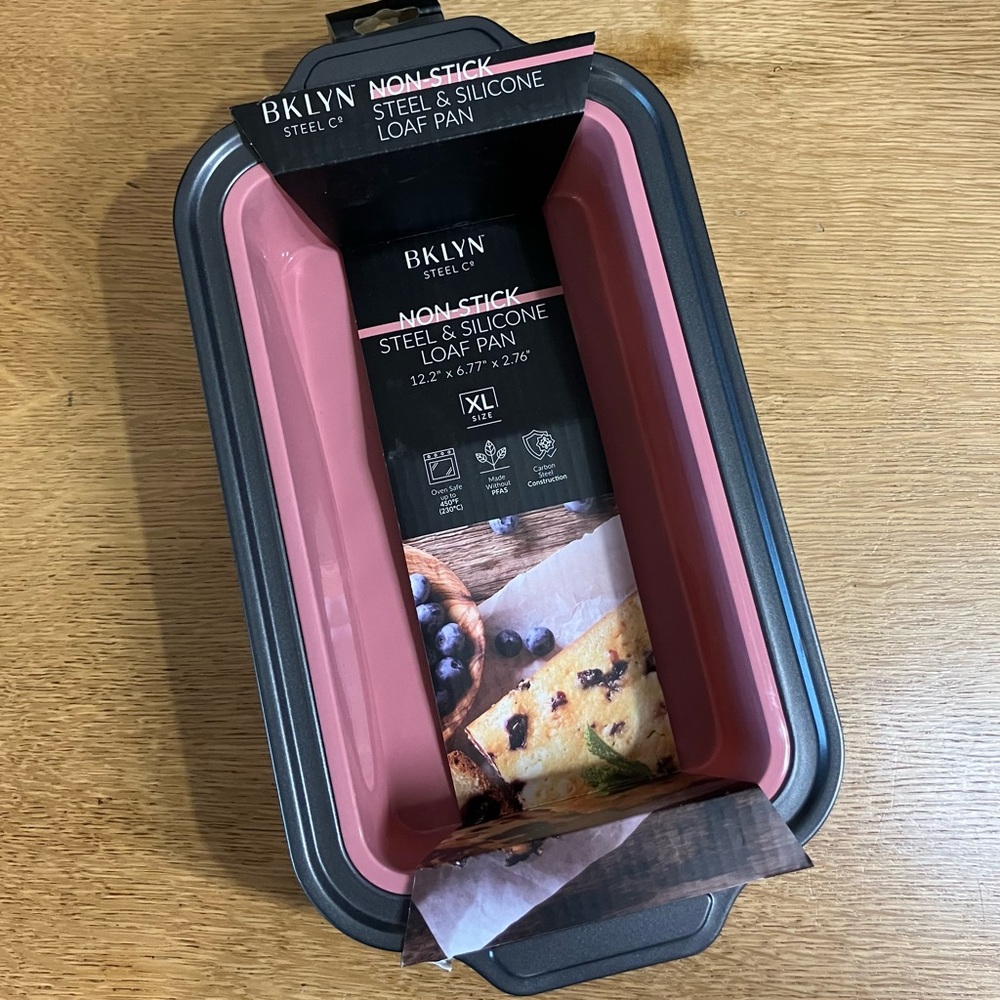 Brooklyn Steel Co. XL Steel & Silicone Loaf Pan